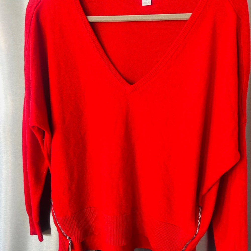 Bisou Bisou Bold Red V-Neck Sweater with zipper detail